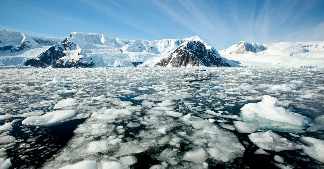 A Antártica está mudando rapidamente. As consequências podem ser terríveis