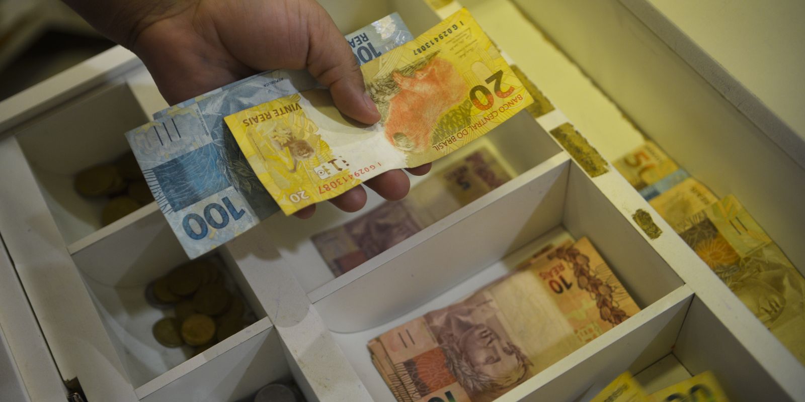 INPC soma 5,13% em 12 meses e apresenta cinco quedas seguidas