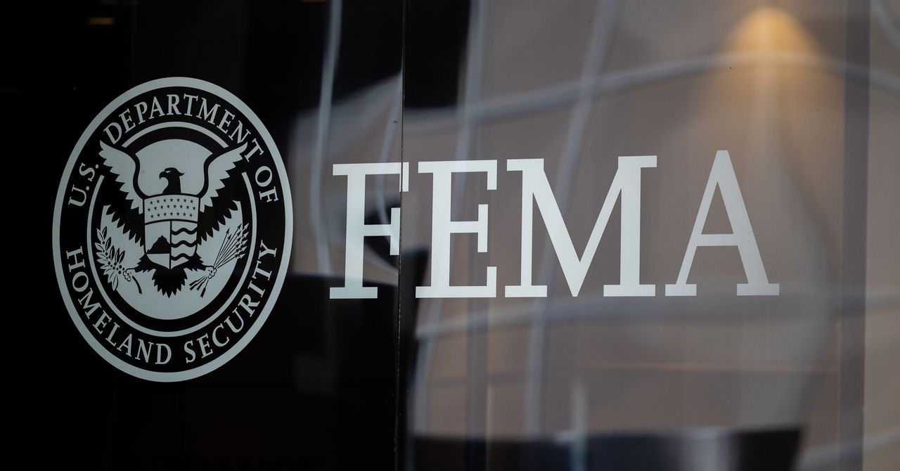O verão caótico da FEMA passou de mal a pior