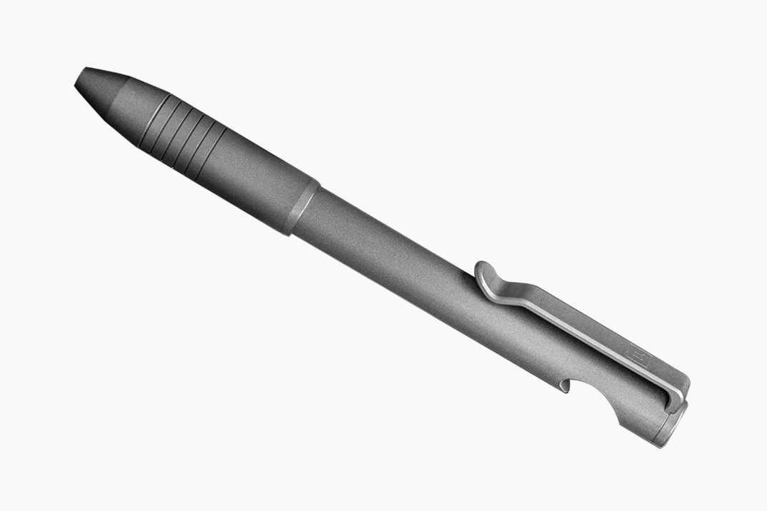 Big Idea Design e Notorious EDC transformam uma caneta de titânio em um abridor de garrafas