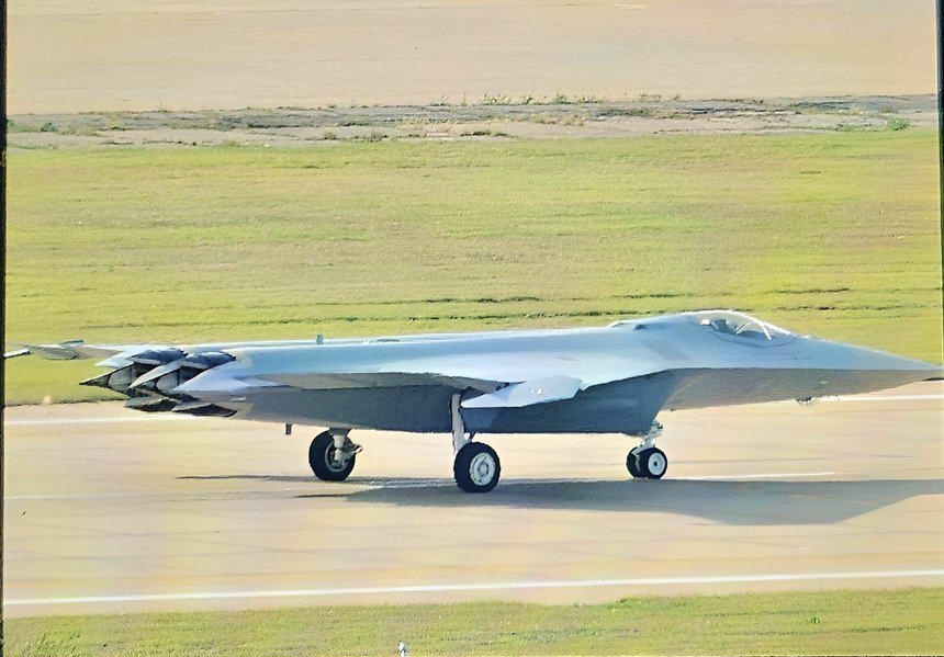 Essas são as imagens mais claras ainda do lutador furtivo J-50 da China