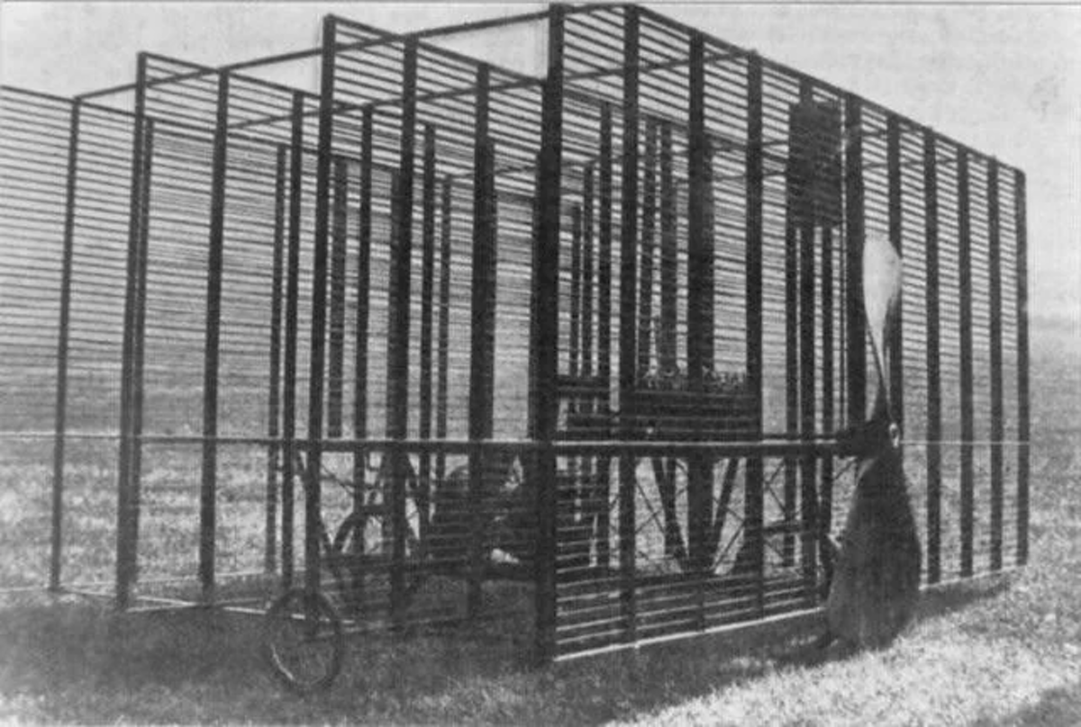 Os experimentos de aerofólio de Horatio Phillips moldaram a aviação precoce