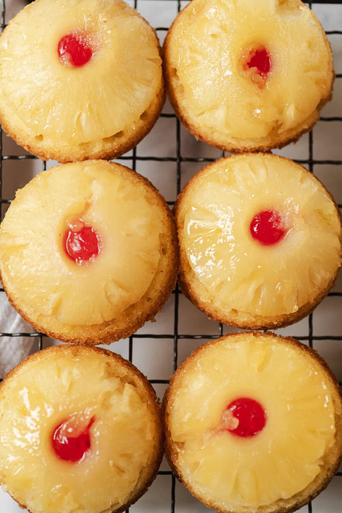 Mini Bolo de abacaxi de cabeça para baixo – Fitness Faith Fitness