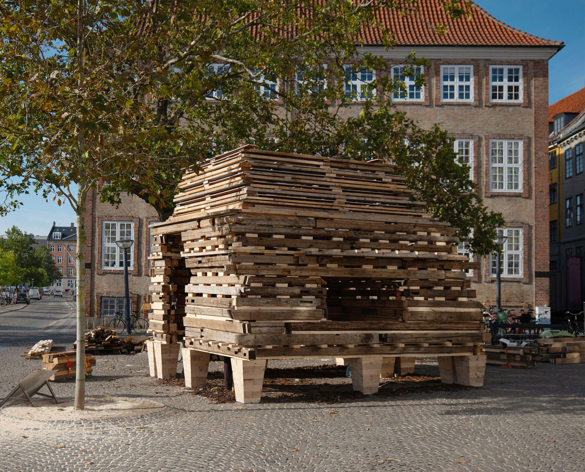Barn novamente Pavilion / Thiss Studio