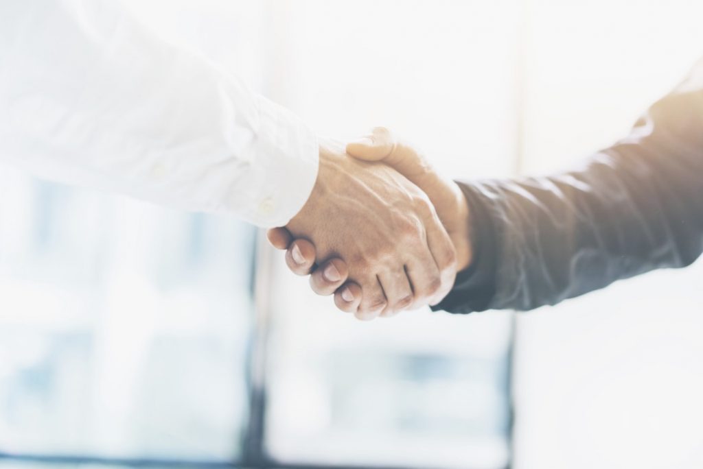 Como a experiência de rede especialista de Taylor Thomson criou vantagens de vendas corporativas