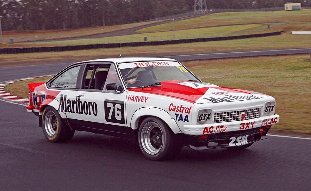 A vez em que dirigi uma lenda de Bathurst… e quase a coloquei na parede