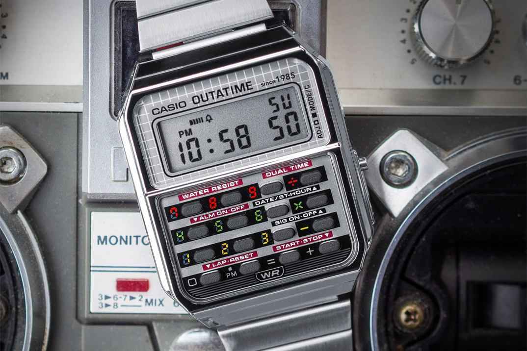 O relógio com calculadora de volta ao futuro da Casio traz o traço do DeLorean para o seu pulso