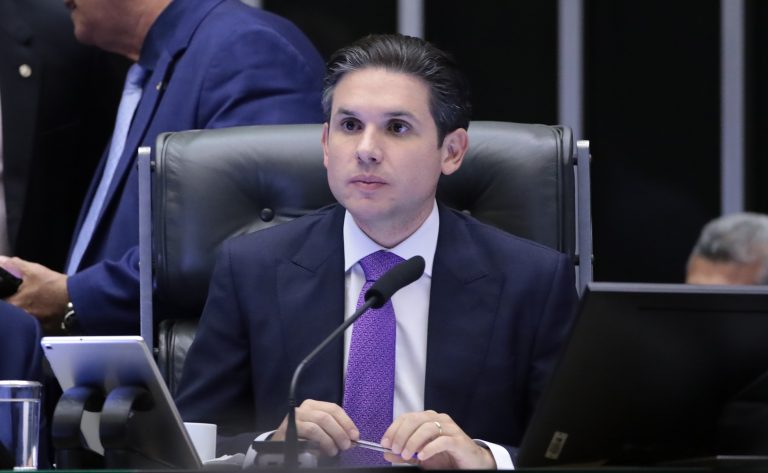 Motta anuncia votação de urgência do projeto da bagagem de mão e de propostas de segurança pública – Notícias