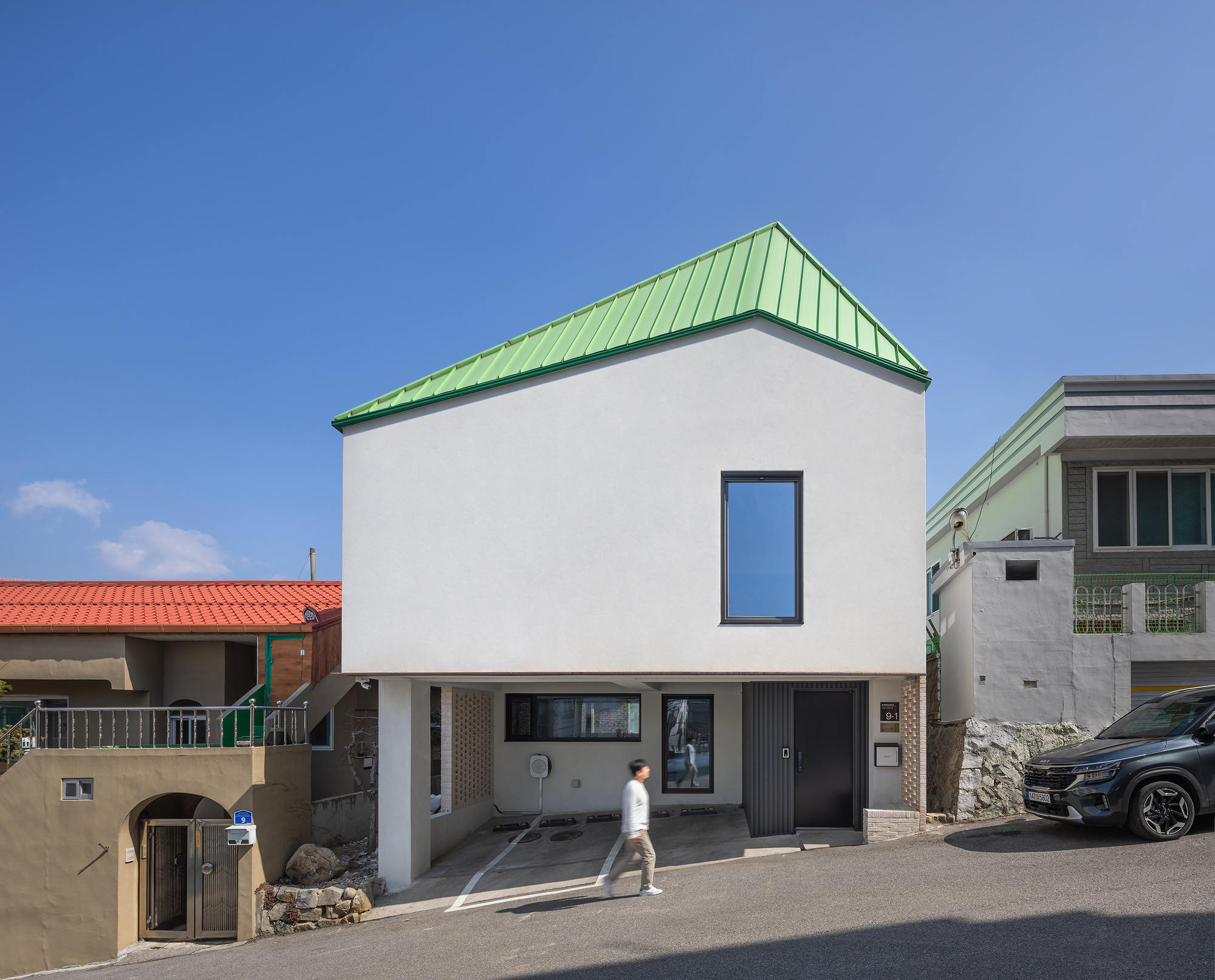 Casa Lápis / Estúdio de Arquitetura YEIN