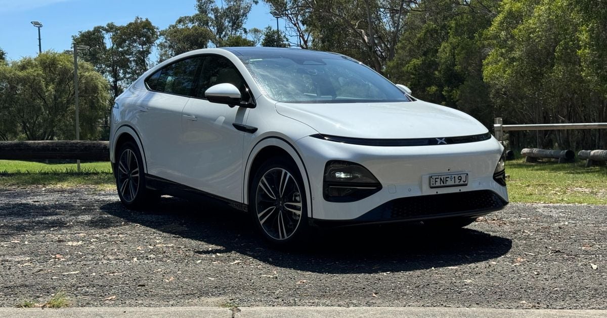 O acordo do Xpeng G6 Cyber ​​Weekend faz com que o preço do rival Tesla Model Y seja reduzido em milhares