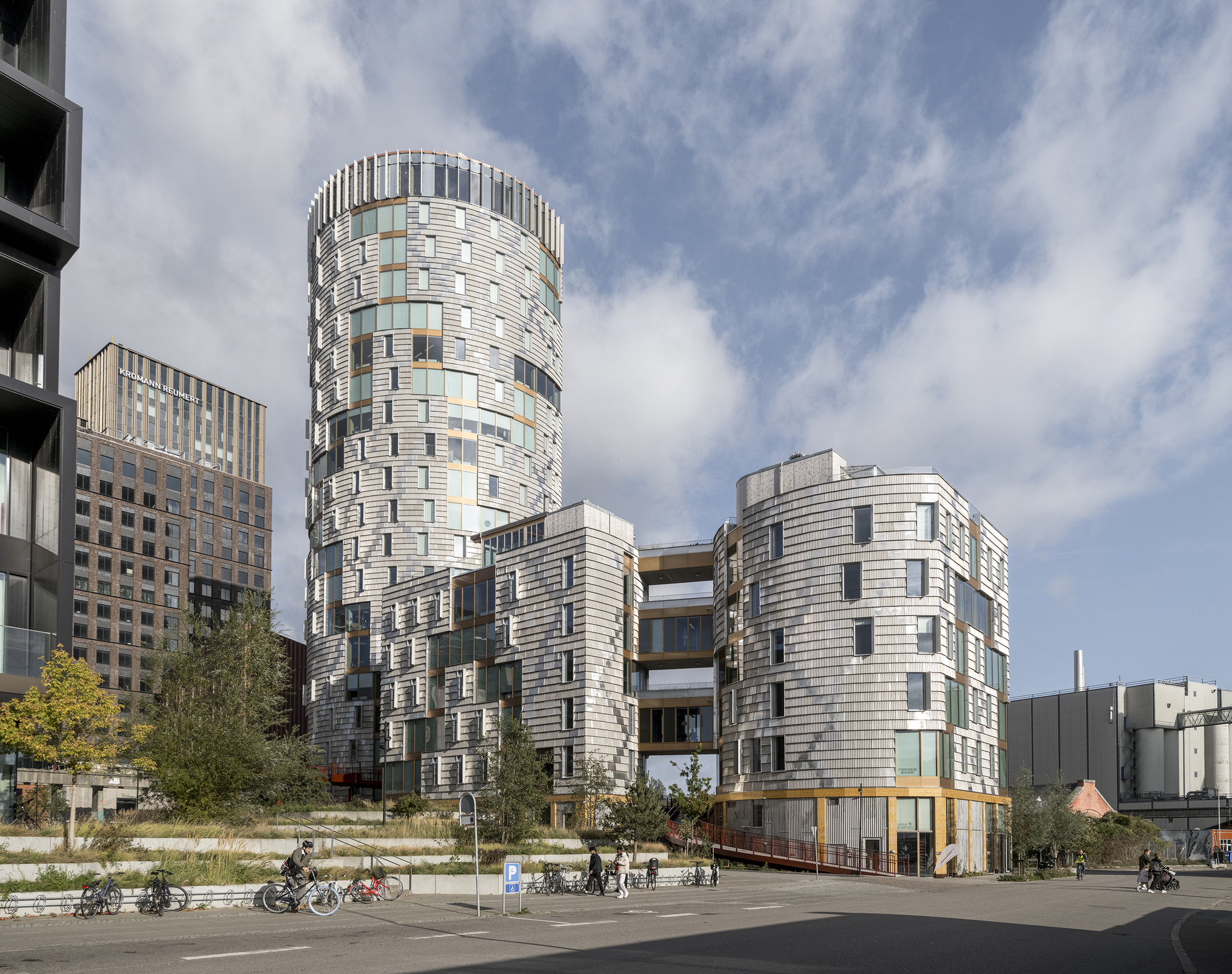 Prédio alto em MADEIRA / Lendager Arkitekter