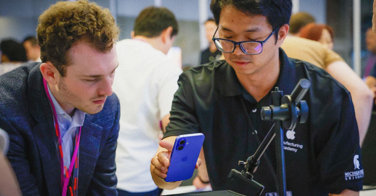 Engenheiros da Apple estão inspecionando embalagens de bacon para ajudar a aumentar o nível dos fabricantes dos EUA