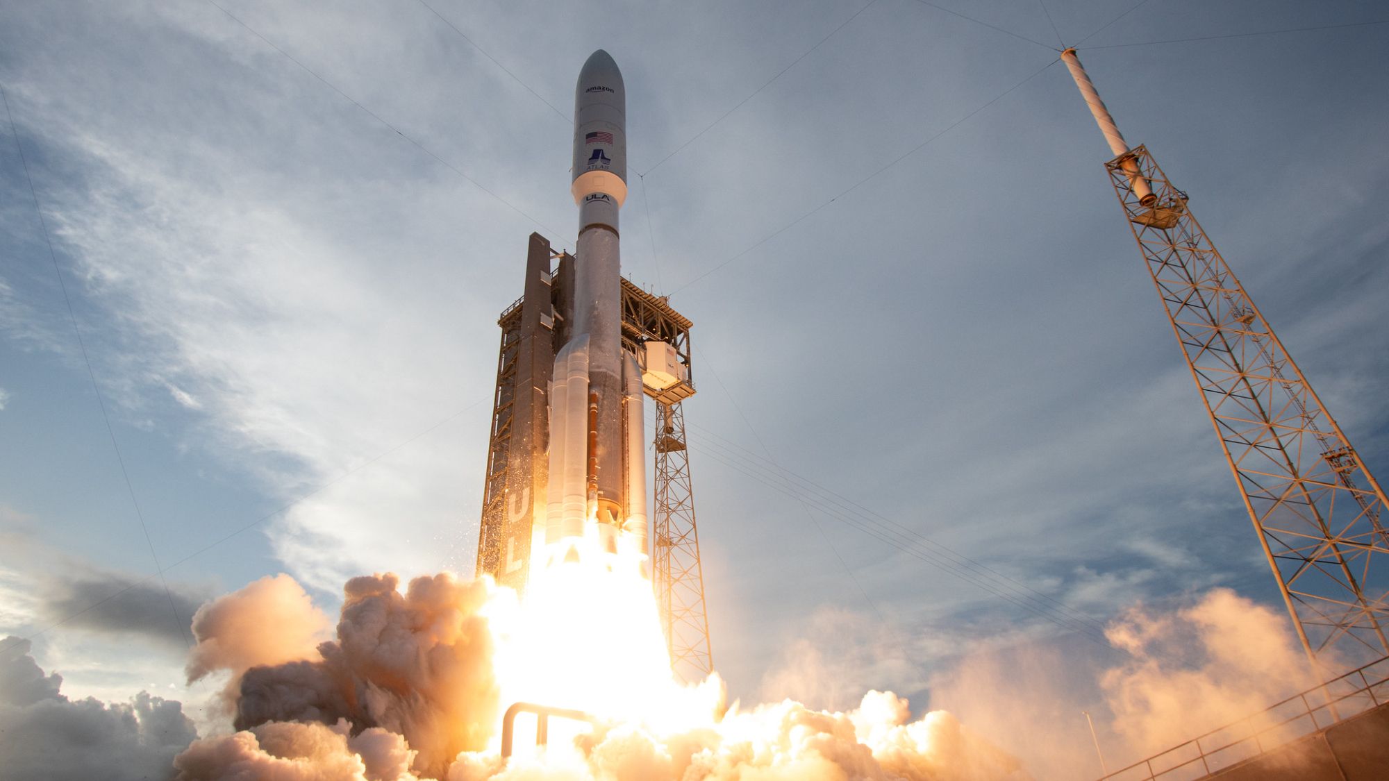 Assista ao foguete Atlas V lançar 27 satélites de Internet da Amazon para orbitar no início de 15 de dezembro