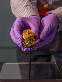 Jarra de cristal de rocha Galloway Hoard em exibição – The History Blog