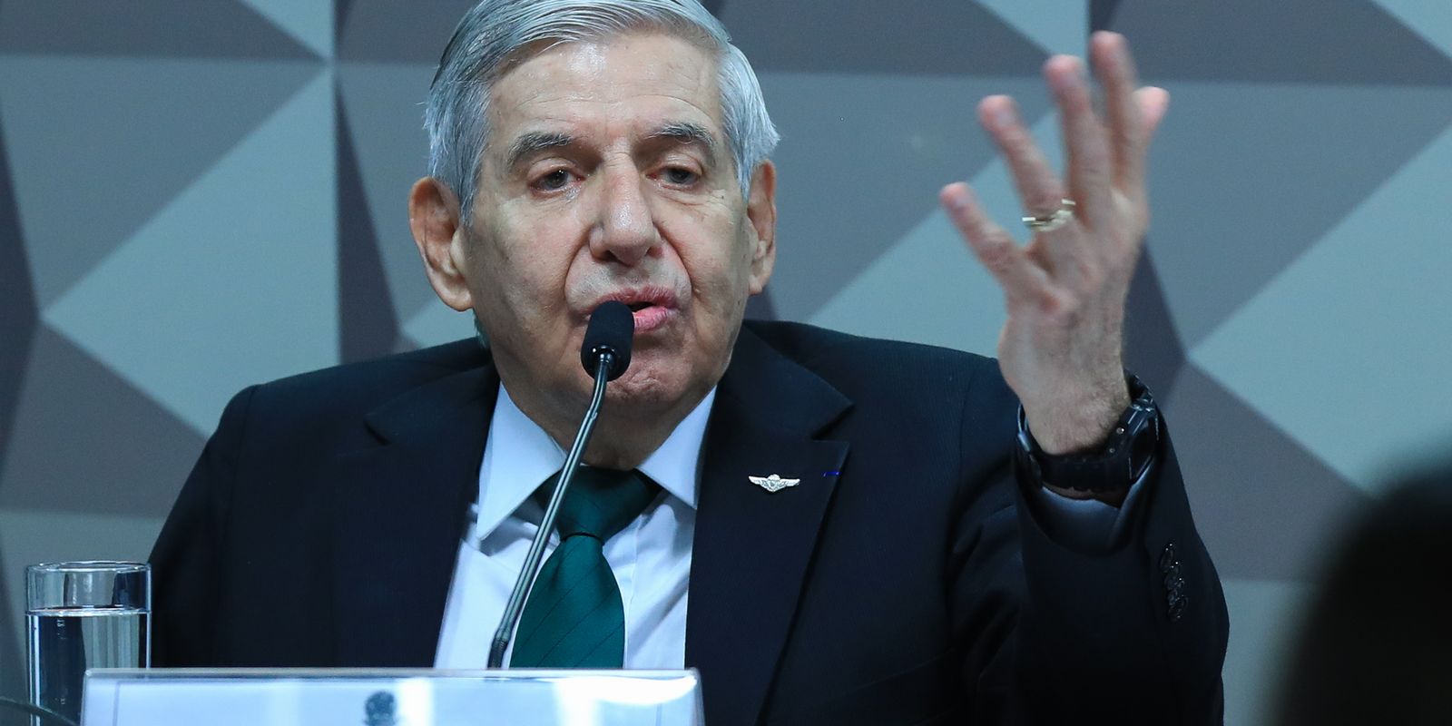 PF pede mais tempo para concluir perícia de Augusto Heleno