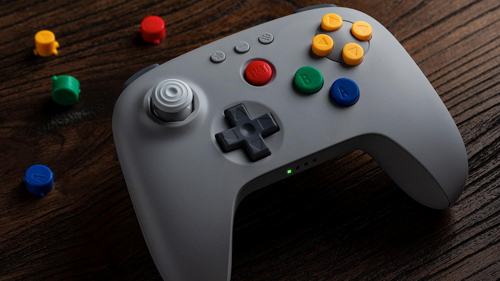 Pré-encomendas de controlador Bluetooth cinza retrô 8BitDo 64 reabastecidas na Amazon