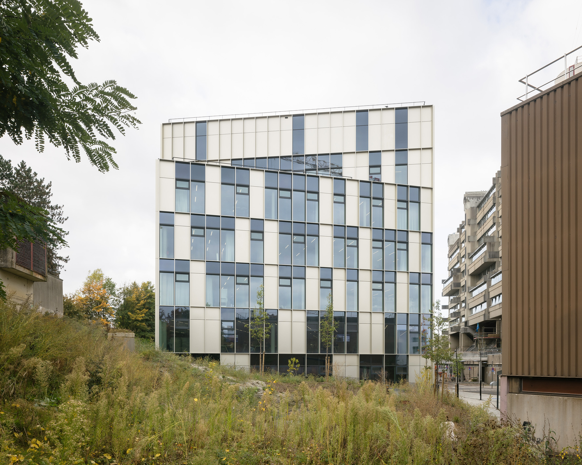 Centro de Aprendizagem e Inovação / evr-Architecten