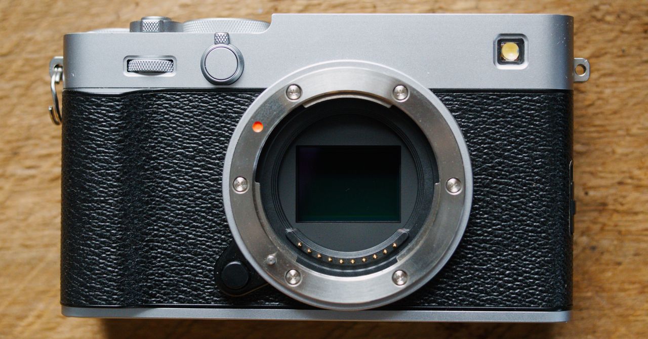 Análise da câmera sem espelho Fujifilm X-E5: ciência de cores compacta em um pacote retrô
