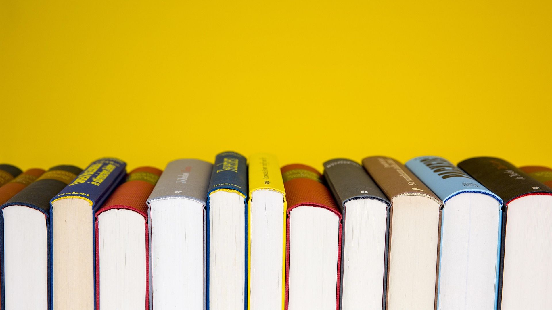 Noites de nebulosa: literatura de ficção científica premiada ao longo dos tempos