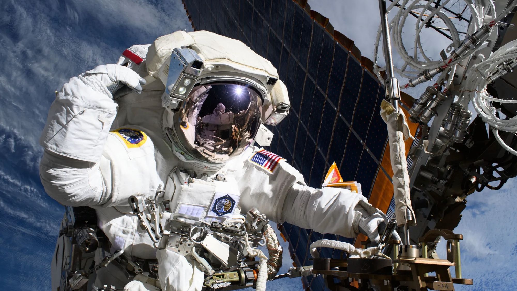 Assista ao vivo hoje: Astronautas da NASA conduzindo caminhada espacial atrasada pela evacuação médica da ISS