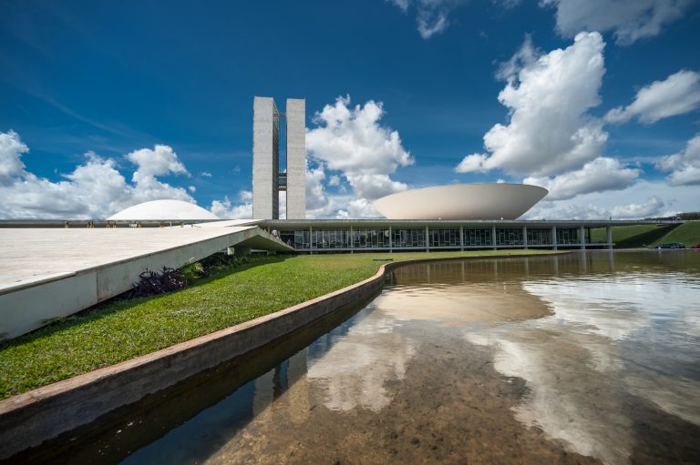 Vinte e quatro medidas provisórias aguardam votação no Congresso – Notícias