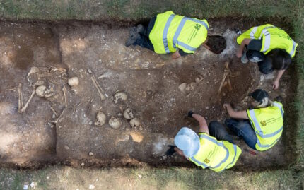 Crânio trepanado de gigante encontrado em vala comum da era Viking – The History Blog