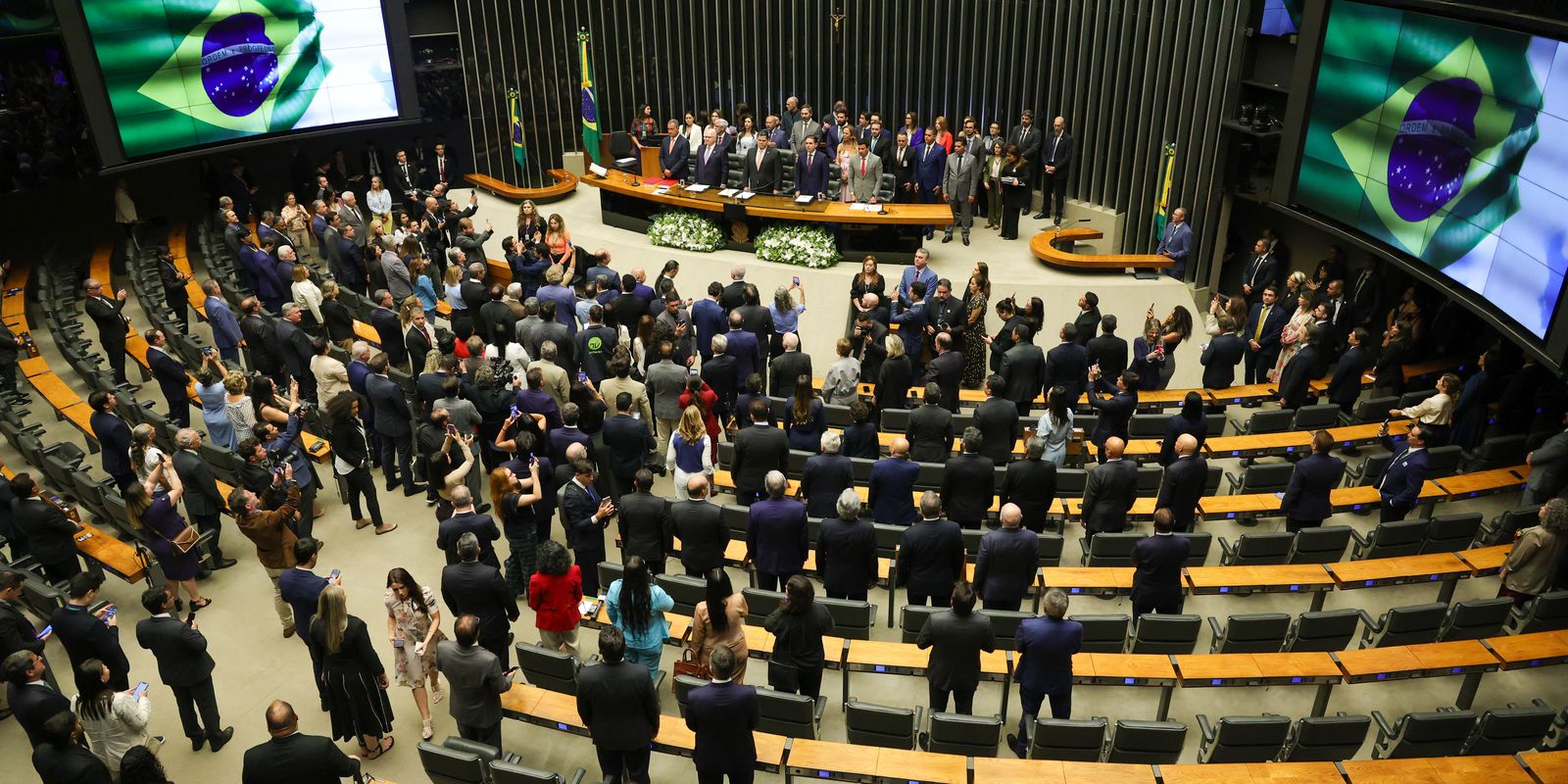 Em mensagem ao Congresso, presidente Lula destaca números do governo