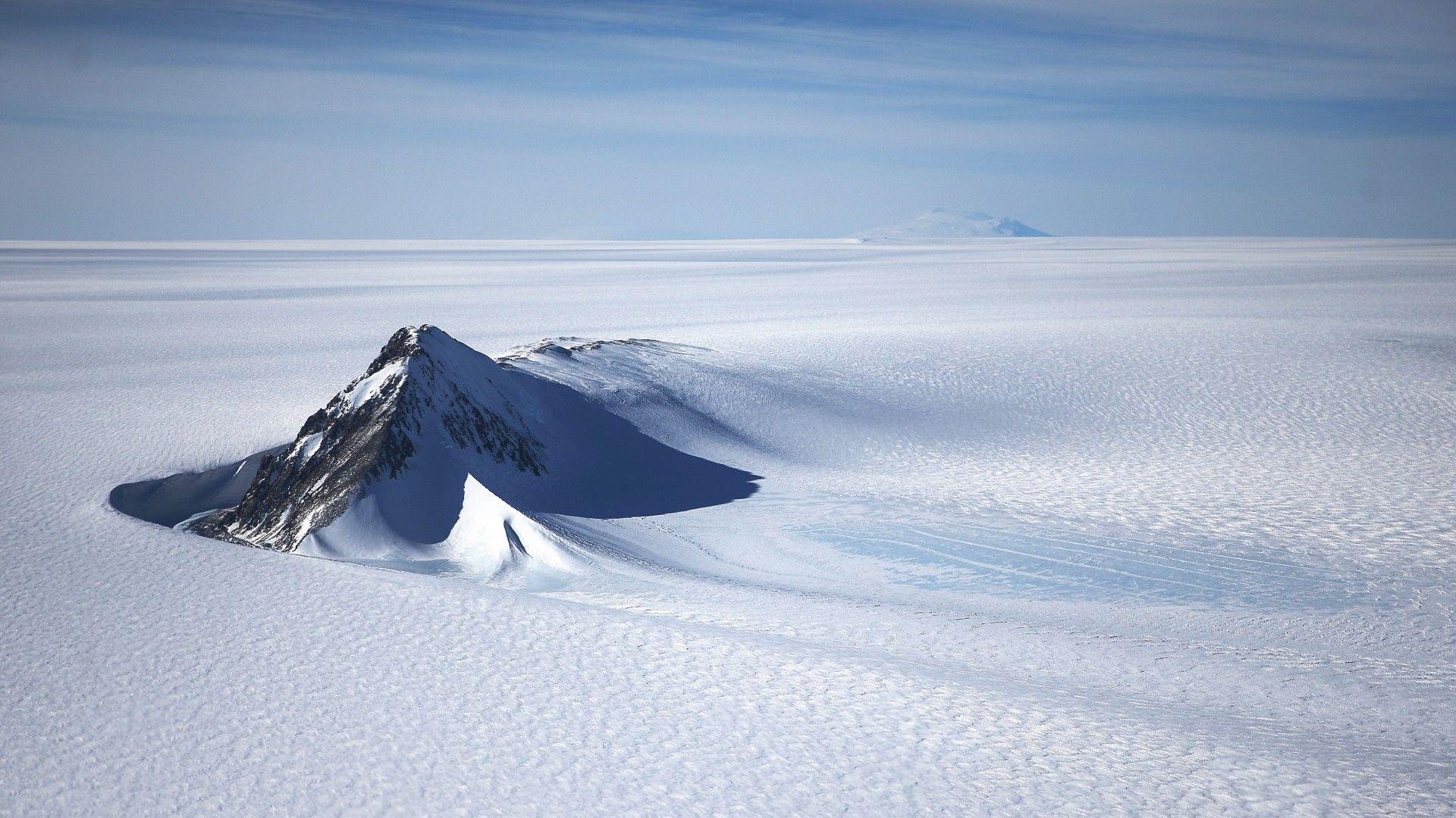 O ‘buraco gravitacional’ da Antártica revela a evolução do interior profundo da Terra