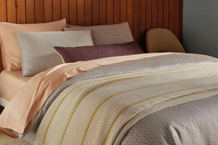 Esta promoção da Brooklinen é a desculpa perfeita para refrescar sua roupa de cama para a primavera