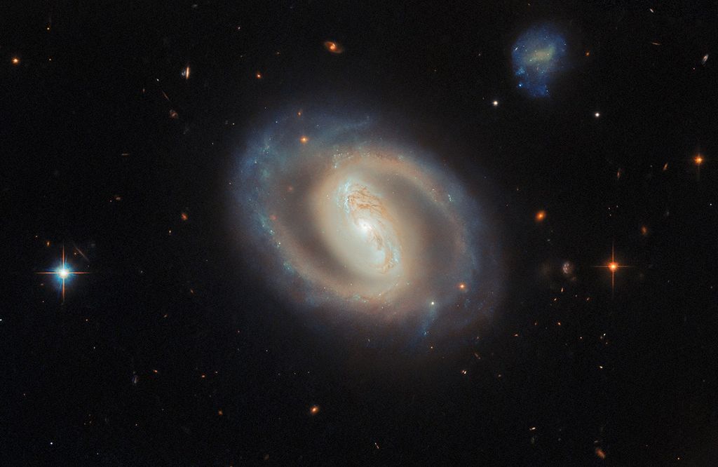 Hubble detecta uma foto hipnotizante da galáxia espiral do dia em 17 de abril de 2026