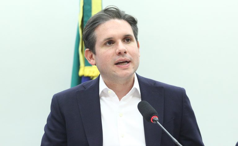 Motta diz que governo está dividido sobre fim da “taxa das blusinhas” – Notícias