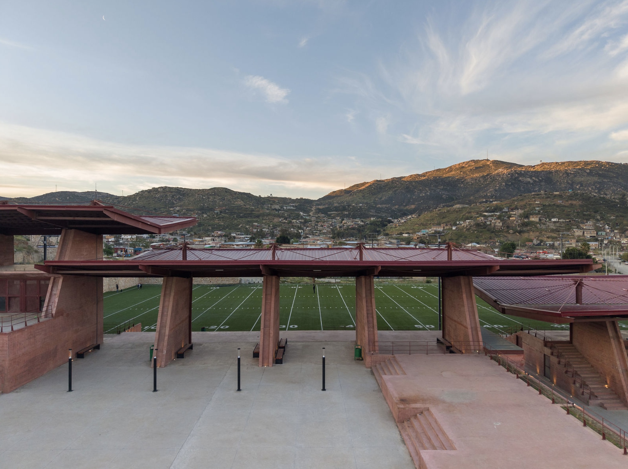 Centro Desportivo e Cultural El Mayab / Oficina de Arquitetura Miguel Montor