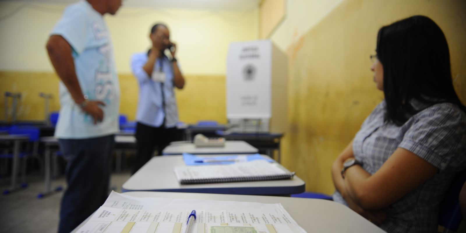 Mesários têm papel fundamental na garantia do processo eleitoral