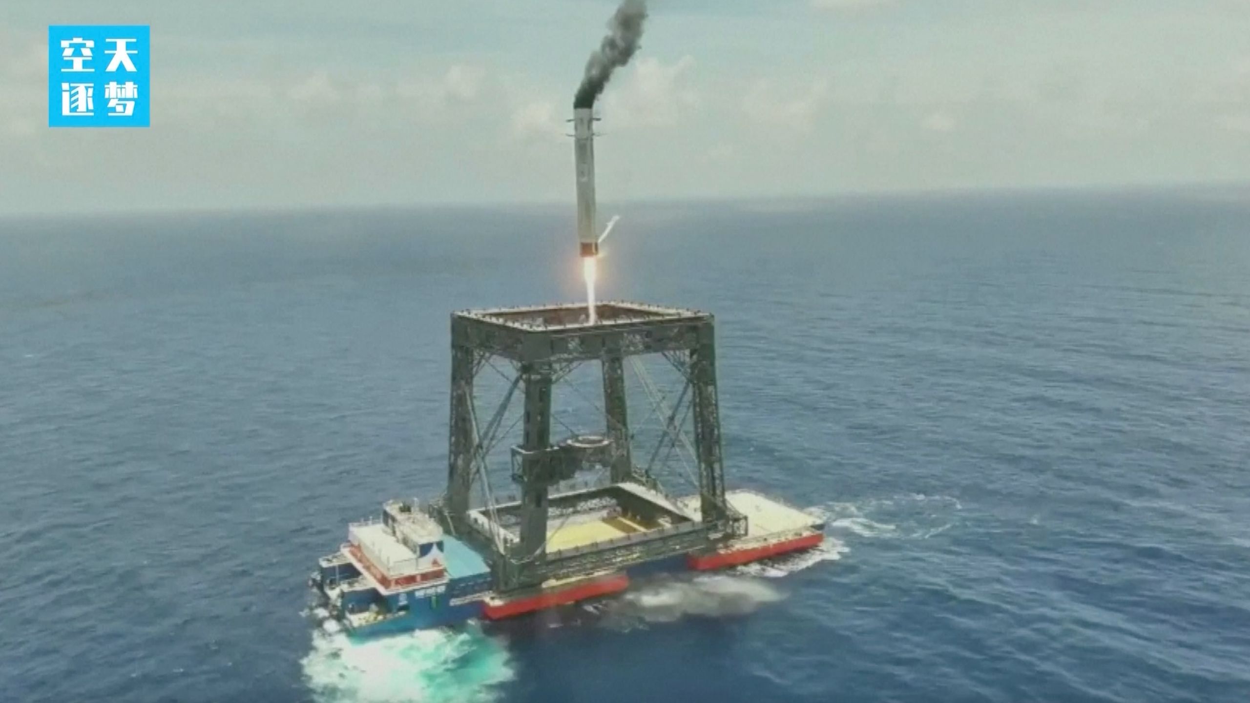 Fazendo história! China pousa foguete durante um lançamento orbital pela primeira vez na história