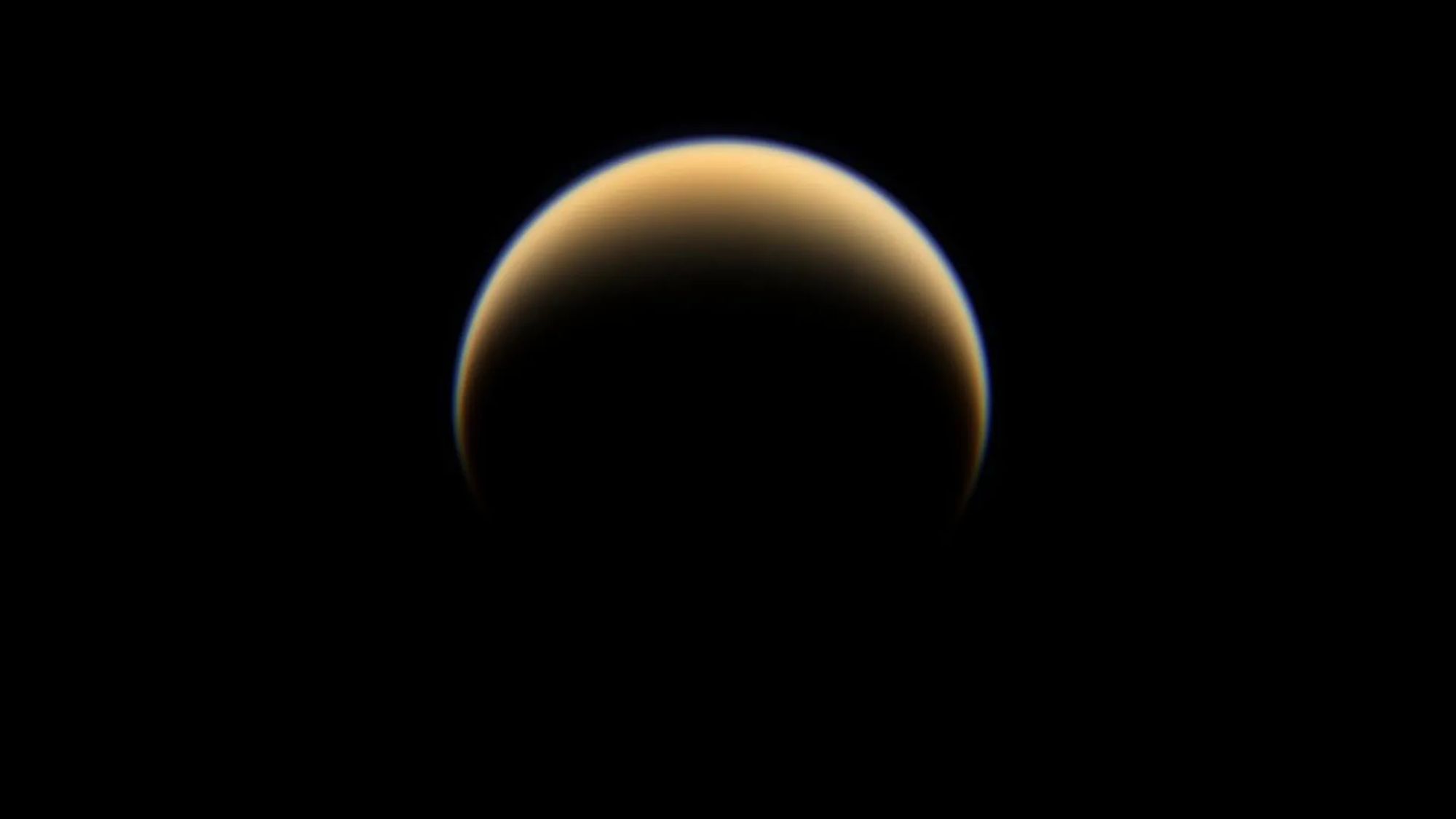 Cientistas descobrem molécula misteriosa em Plutão e na lua de Saturno, Titã: ‘Não podemos dizer o que é’