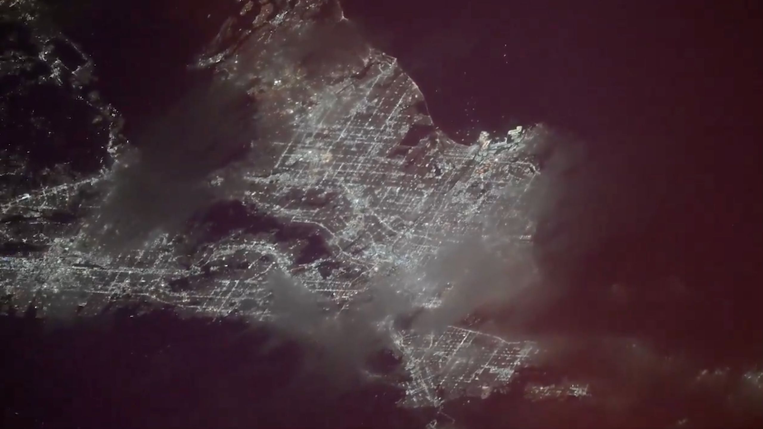 Até os astronautas no espaço viram os fogos de artifício da América 250 no dia 4 de julho. Veja a visão da ISS de Los Angeles (vídeo)
