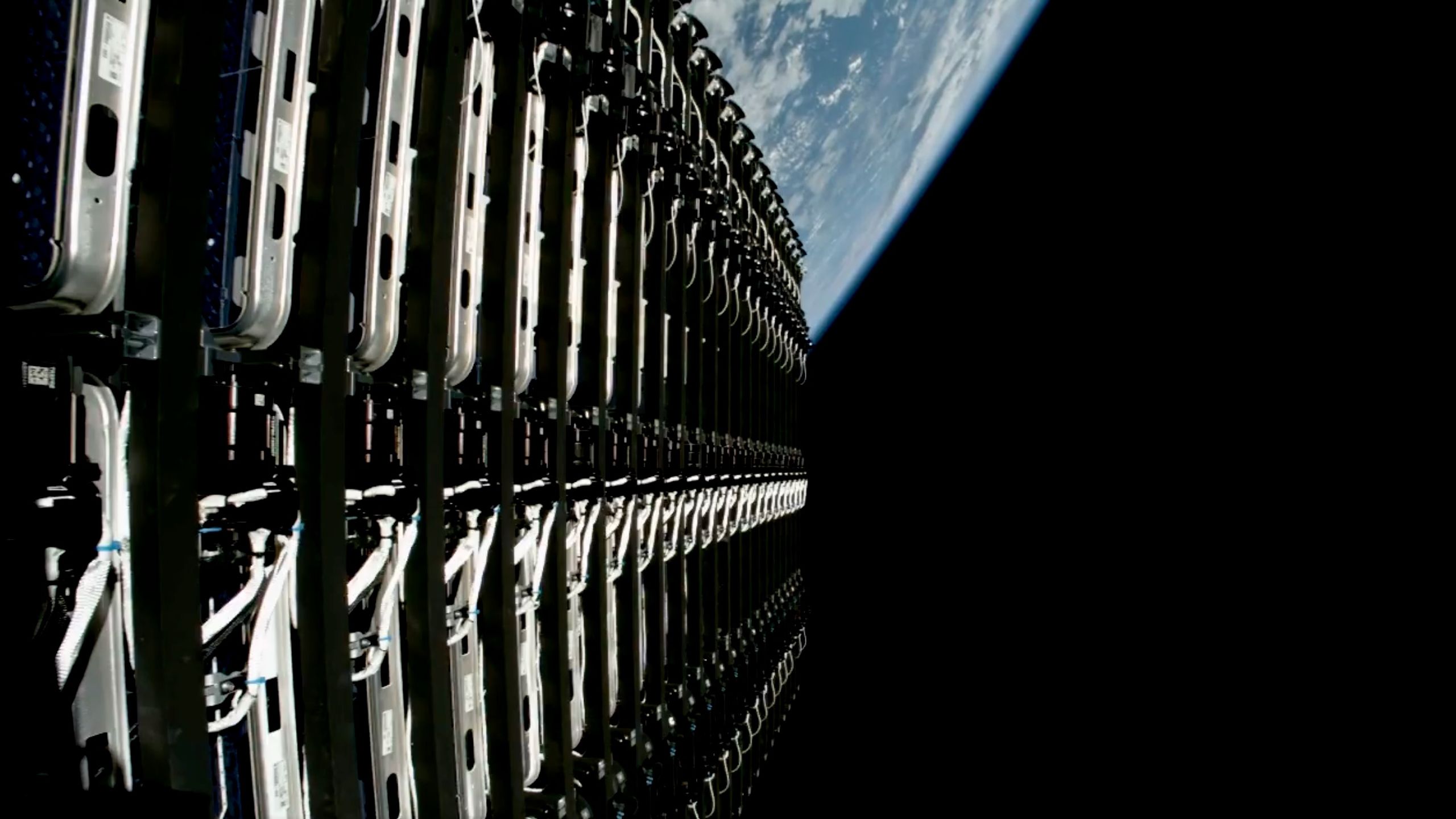 SpaceX quer lançar 100 mil satélites Starlink em órbita