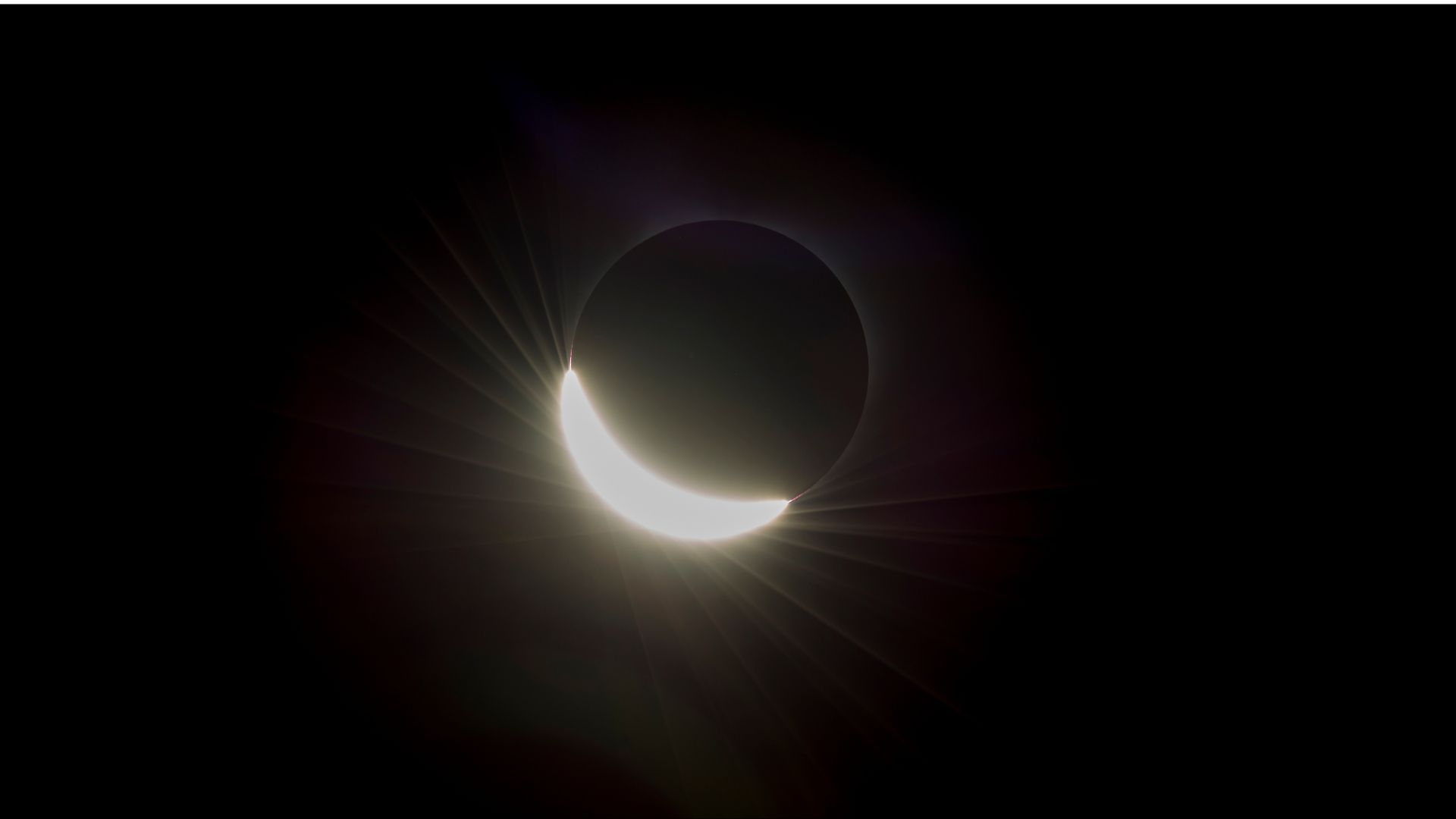 Depois de uma vida inteira de espera, finalmente testemunharei um eclipse solar total no próximo mês, em 12 de agosto.