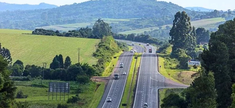 ANTT acompanha redução de acidentes após implantação de radares nas rodovias do Paraná — Agência Nacional de Transportes Terrestres
